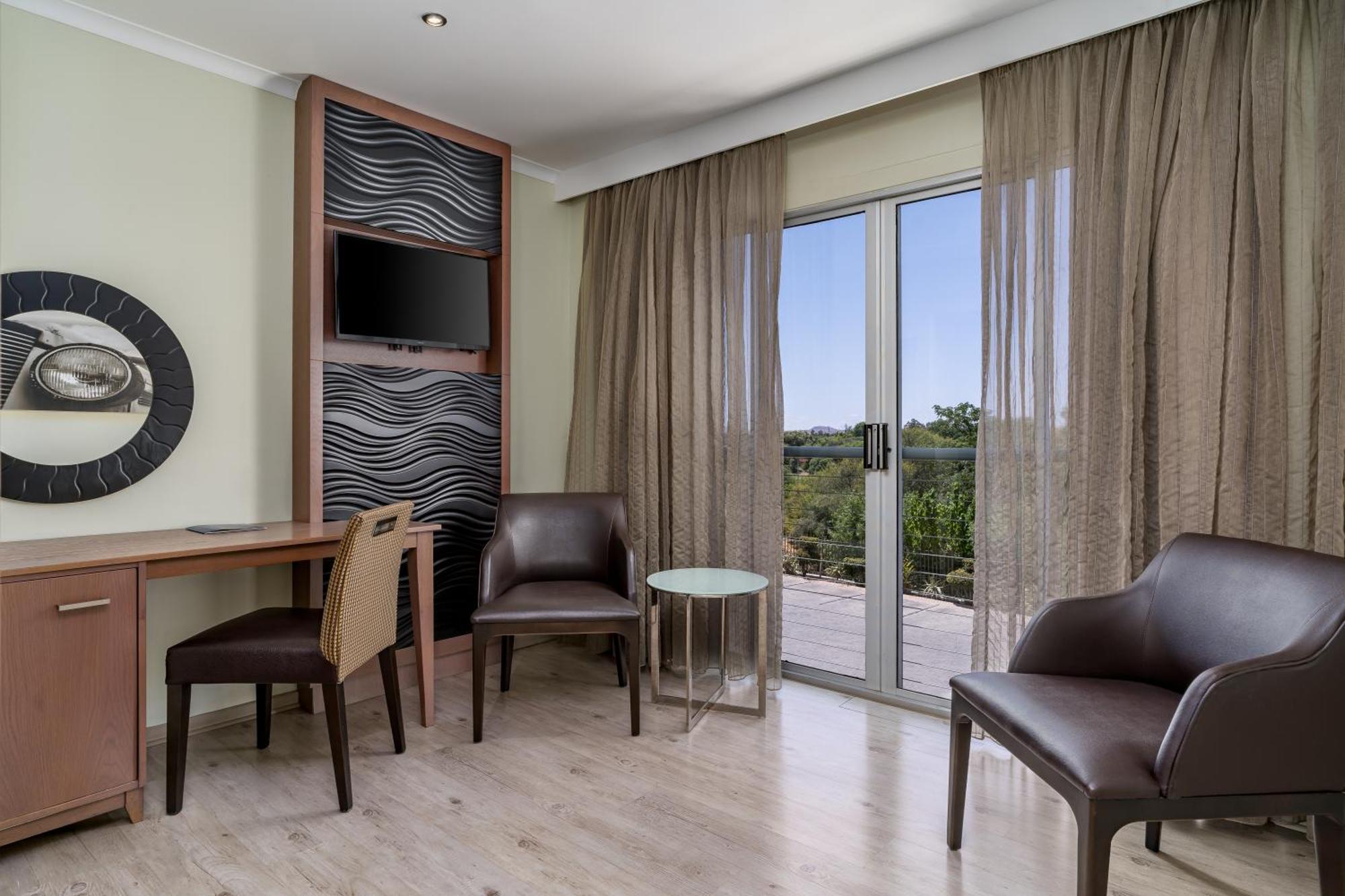 Protea Hotel By Marriott אפינגטון מראה חיצוני תמונה